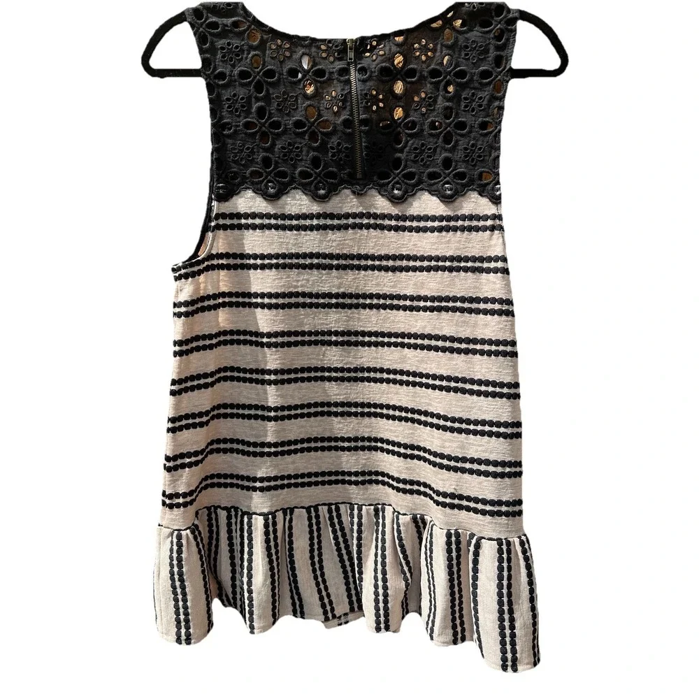 Free People Sleeveless Black And Tan Top Crochet Detail Size Medium